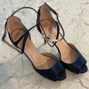 De Blossom Collection bling rhinestone stilettos, size 10